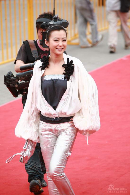 http://www.119127.cn/pics/star/pic/97c4954f6313f6f9b66e1db16bf128fa.jpg