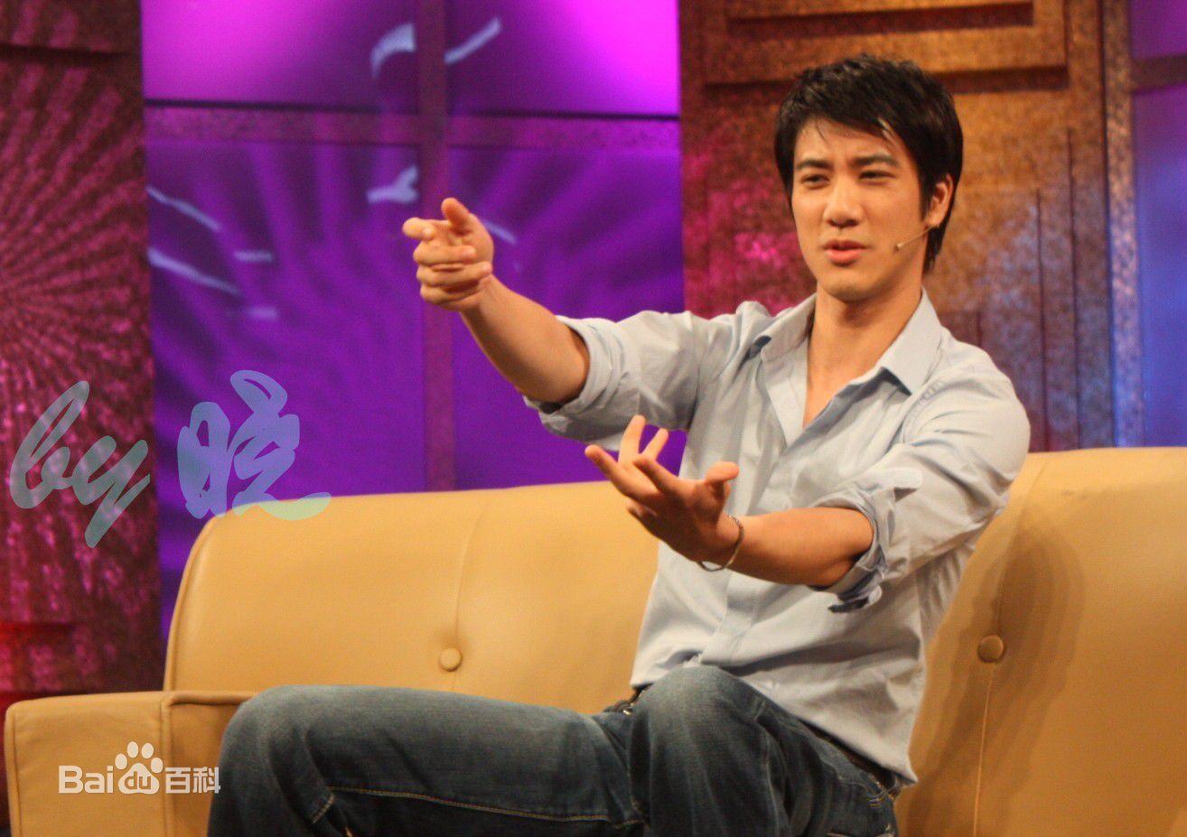 http://www.119127.cn/pics/star/pic/97fb2e09dcdcdd59475e2dcc44b9f6d8.jpg