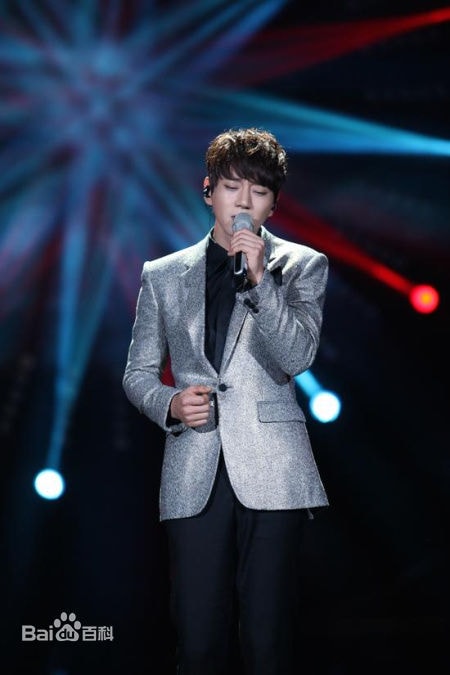 http://www.119127.cn/pics/star/pic/9a7a20b3ff11a419592b4197fad2442e.jpg