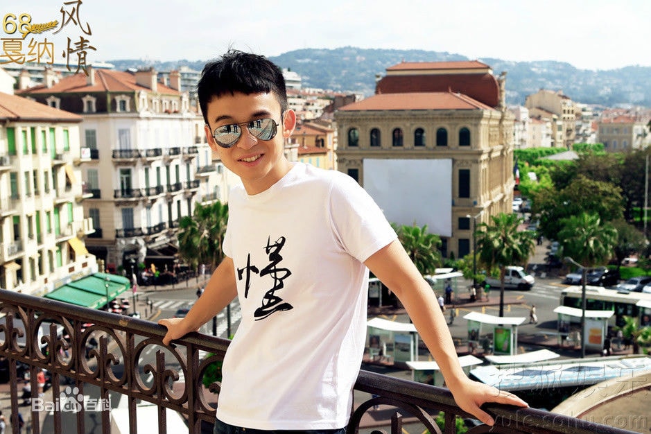 http://www.119127.cn/pics/star/pic/9a9a4a682349ede328bf46441d50f6e4.jpg