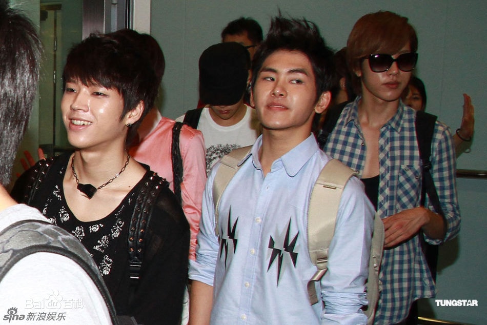 http://www.119127.cn/pics/star/pic/9ab2d5ce3ecd7235c7eba9747a5cde88.jpg