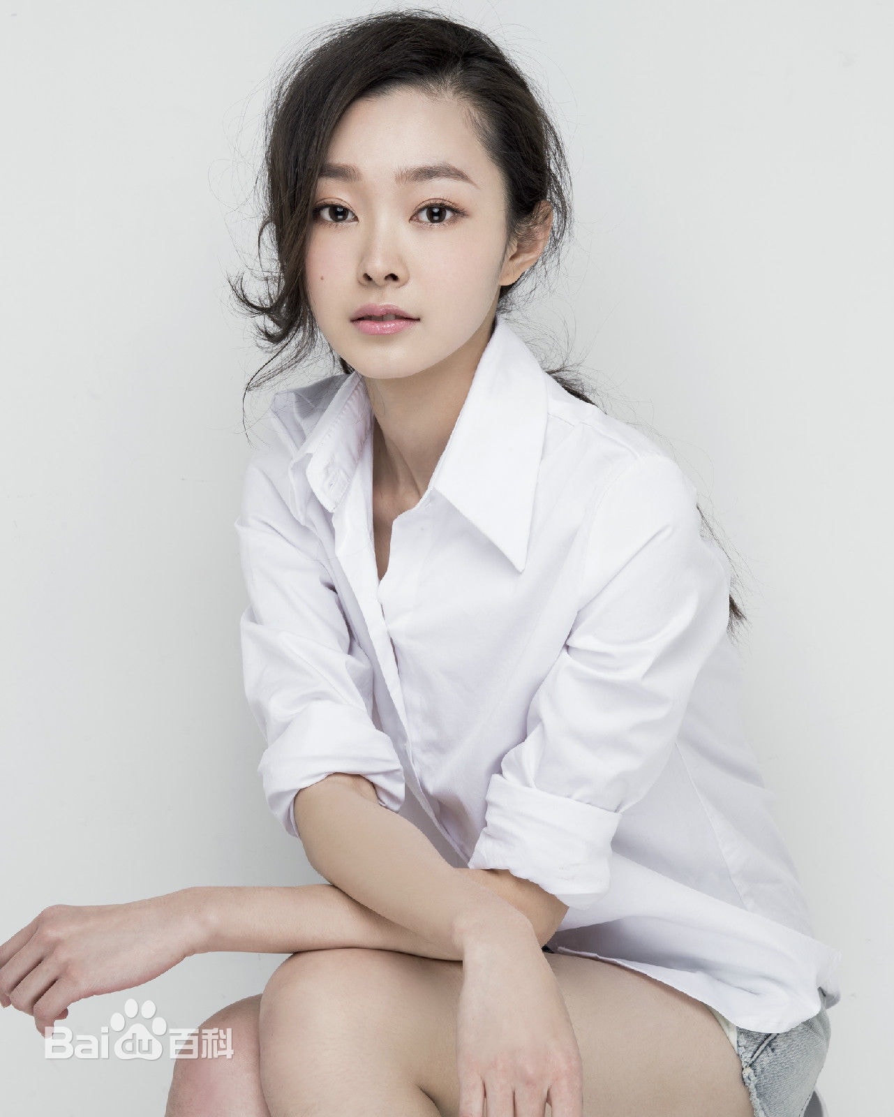http://www.119127.cn/pics/star/pic/9ac31789c73c5a34cd67f49c5dbda1e1.jpg