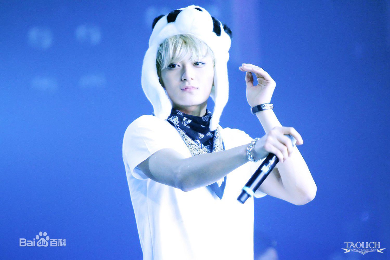 http://www.119127.cn/pics/star/pic/9d865ced7421ae9a93bd466faf8615df.jpg