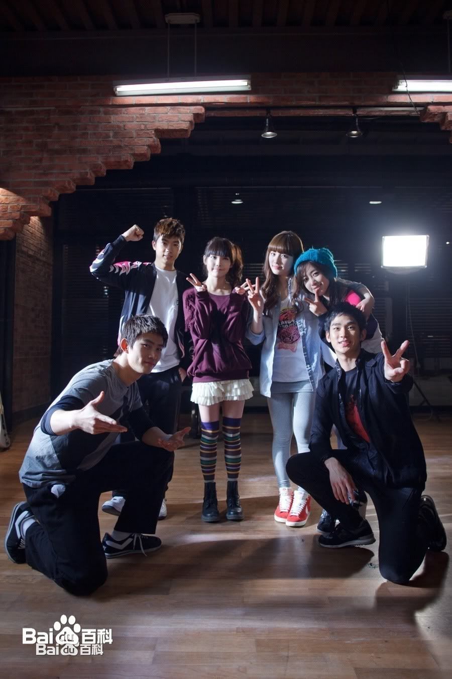http://www.119127.cn/pics/star/pic/9de199fc2ffc7cd4a6cf372262fa6018.jpg