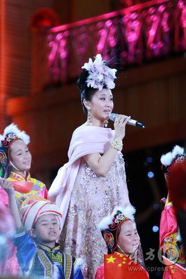 http://www.119127.cn/pics/star/pic/9e972cd2c89a5ad49cf35ef3de932565.jpg