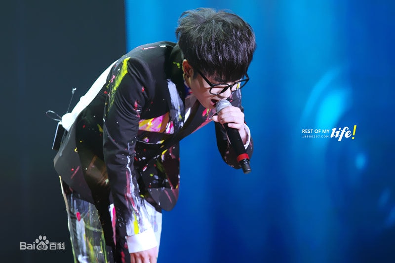 http://www.119127.cn/pics/star/pic/9eee61e4f9190ea14fc5512445c45c9e.jpg