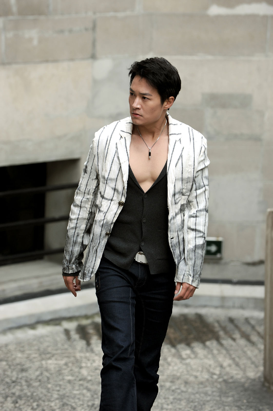 http://www.119127.cn/pics/star/pic/9f8016f4892e917520467ad2636d9f58.jpg