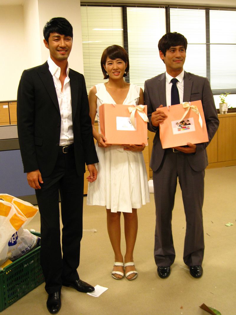 http://www.119127.cn/pics/star/pic/a1746bfe84764e8028388ef6d72a1f82.jpg