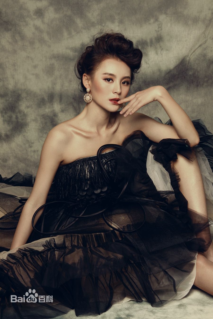 http://www.119127.cn/pics/star/pic/a1955a611fca3b9e673ba86bdffd5190.jpg