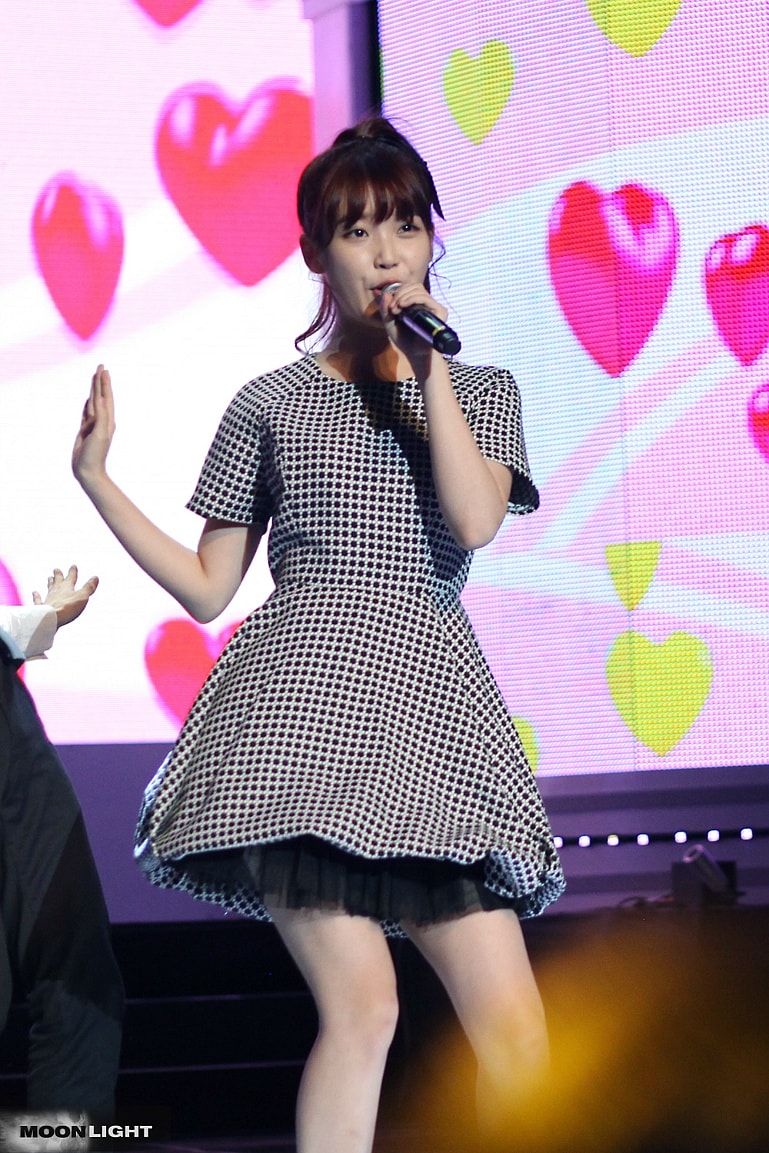 http://www.119127.cn/pics/star/pic/a29296ff55c7fe3f476c8eb249cc4ca4.jpg