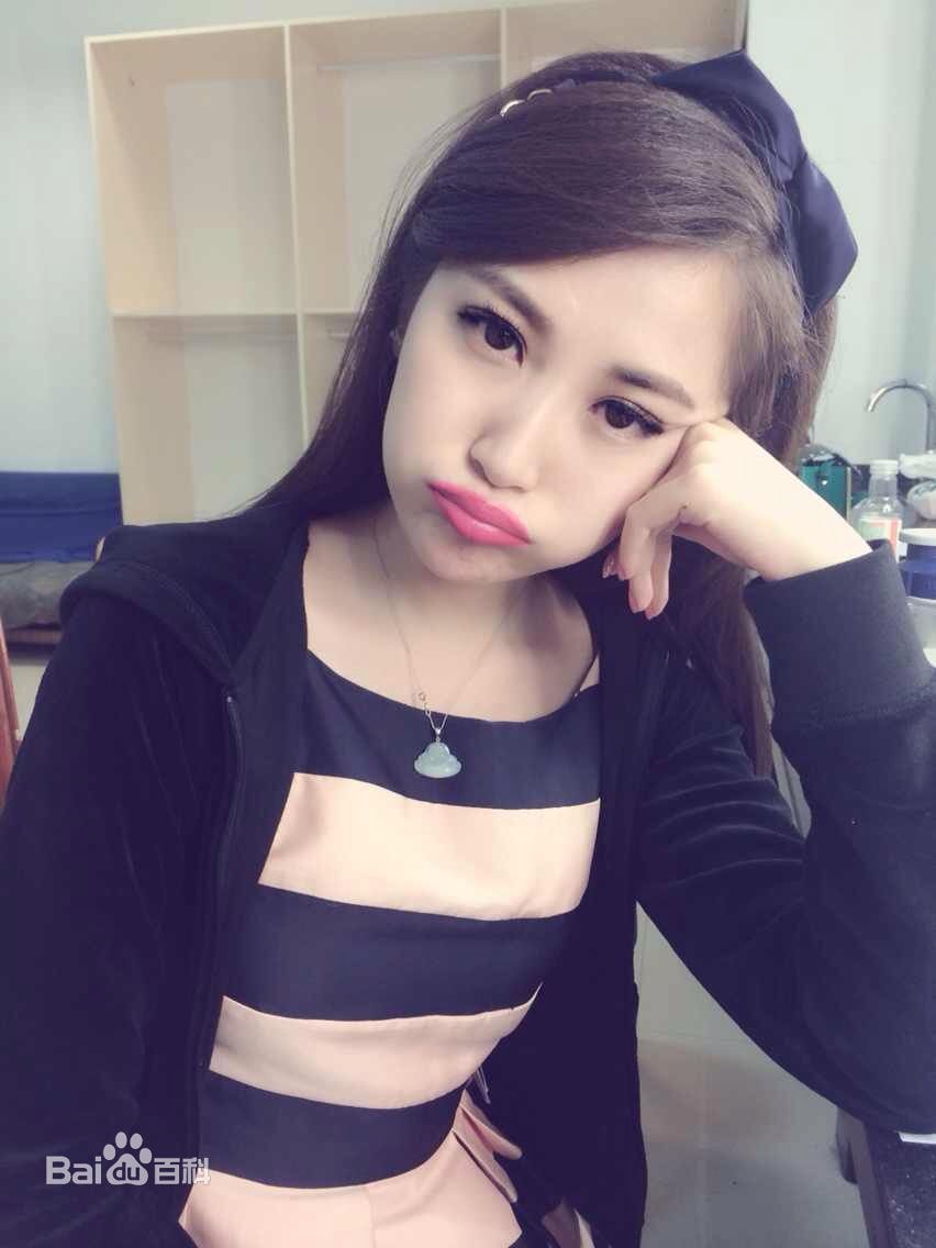 http://www.119127.cn/pics/star/pic/a2d352abbd4154d35605fdaefff7812f.jpg