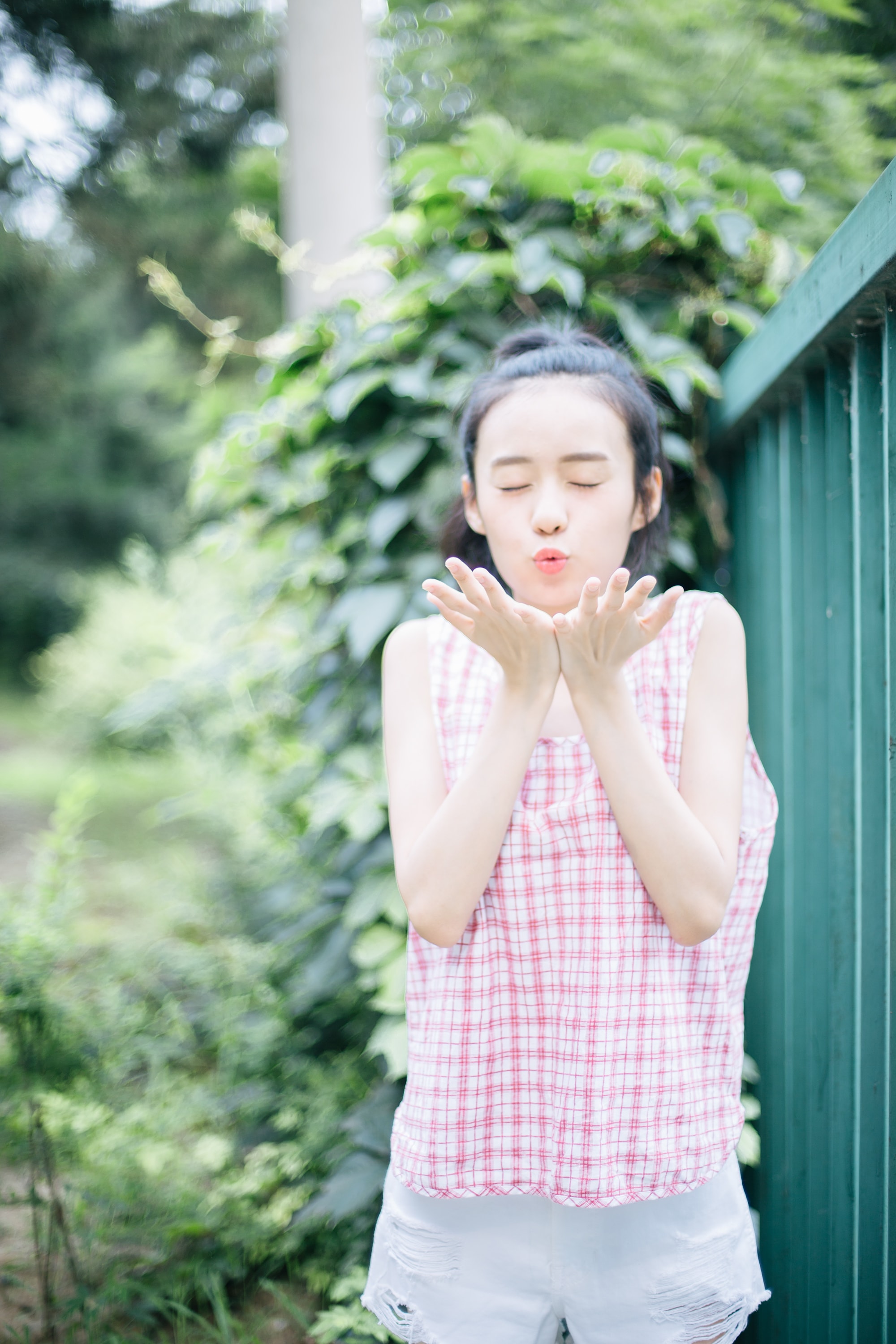 http://www.119127.cn/pics/star/pic/a3d4bef397d9a54823bd64ae4d3ed797.jpg
