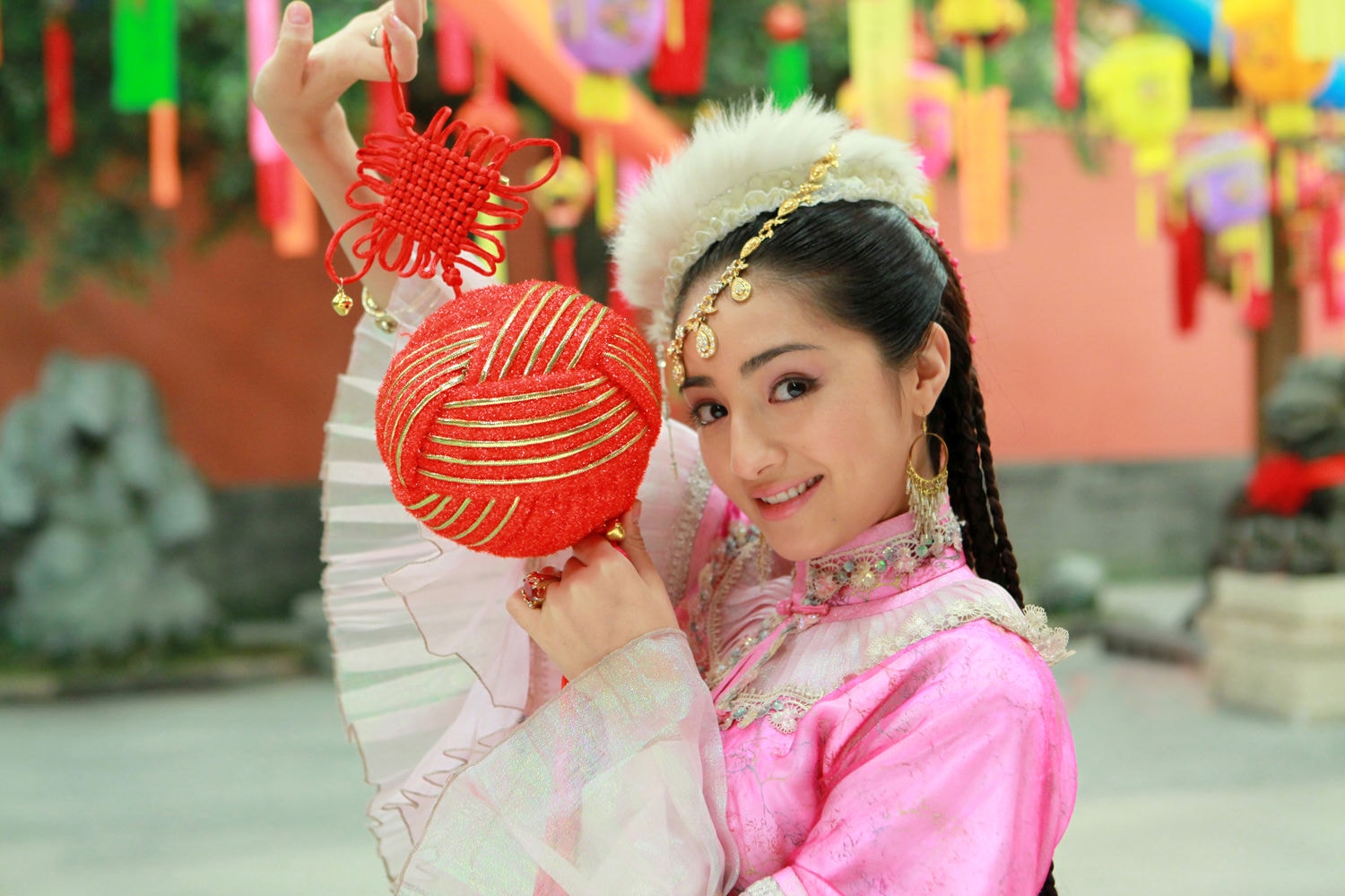 http://www.119127.cn/pics/star/pic/a5ccf4b4ff2615b297f960e0b40e219a.jpg