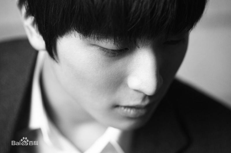 http://www.119127.cn/pics/star/pic/a6e892bd1d2291dbdc1df91445e385dc.jpg