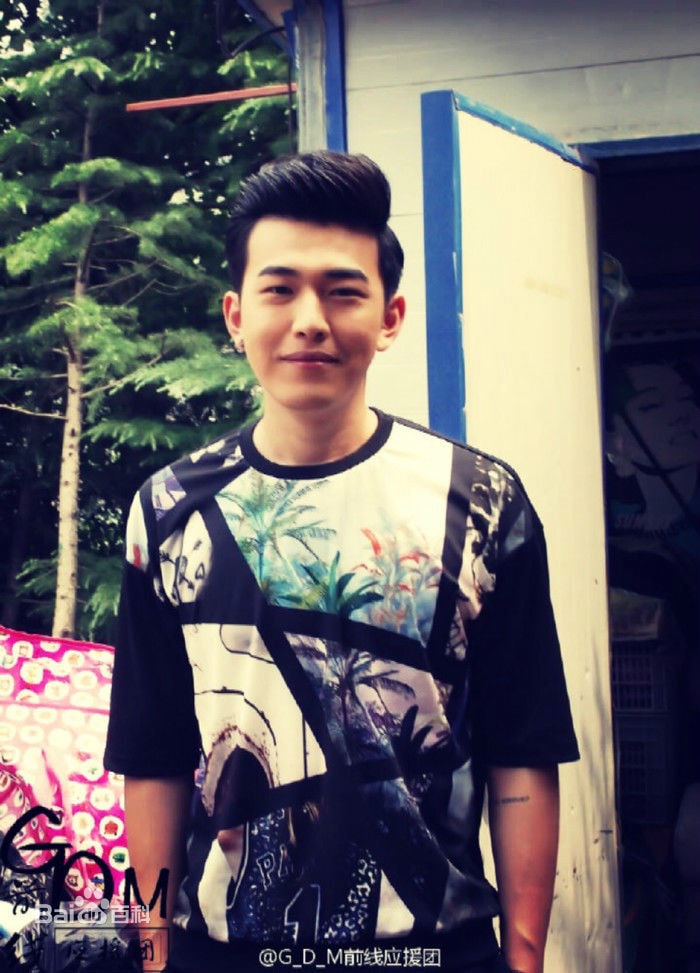 http://www.119127.cn/pics/star/pic/a72e353a466256ad0489606c382cd8df.jpg