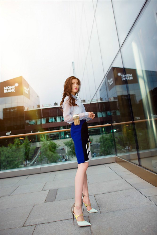 http://www.119127.cn/pics/star/pic/a75ba8b9ed42d4828e58f2d1934972ed.jpg