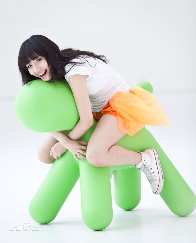 http://www.119127.cn/pics/star/pic/a917aa0d4b3da7fddeb48e27293d4270.jpg