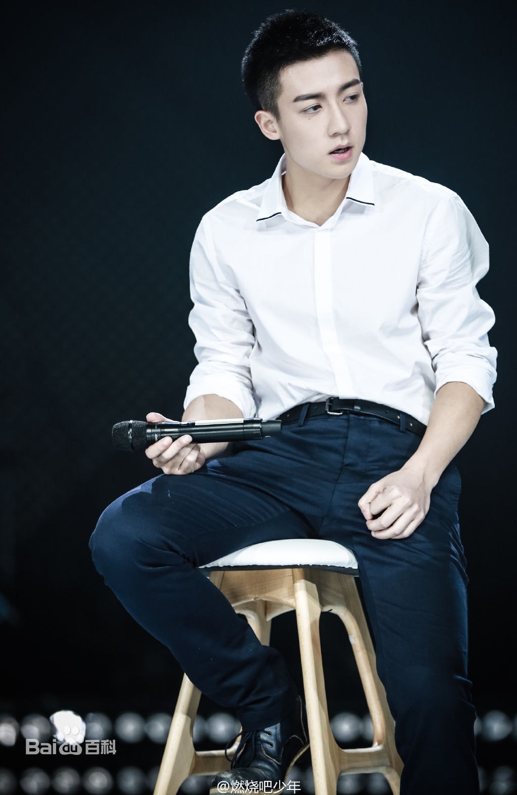 http://www.119127.cn/pics/star/pic/abcc336eb1ef054a1e09a7a6a9d84905.jpg