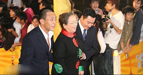 http://www.119127.cn/pics/star/pic/ac395a4117f9f824ad363f5f1046f379.jpg