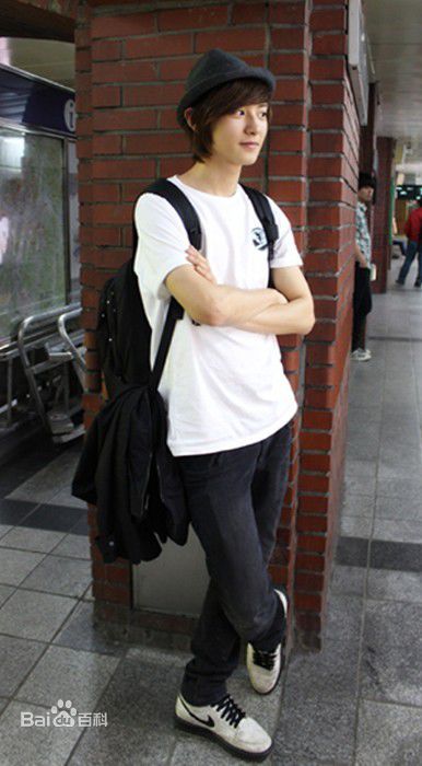 http://www.119127.cn/pics/star/pic/ac870e247b164d2b56a023ae2c70510e.jpg