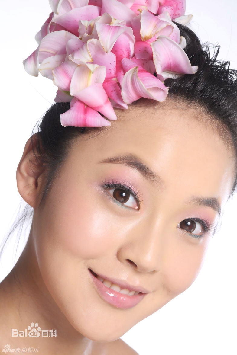 http://www.119127.cn/pics/star/pic/aeaccb4e519118f641a76c297b27702a.jpg
