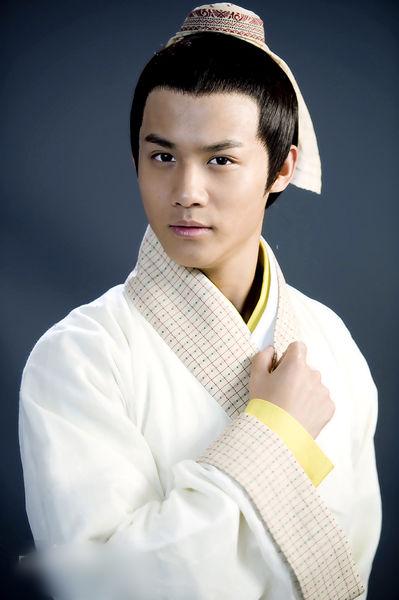 http://www.119127.cn/pics/star/pic/af1df29ac3c88add42238d41b5a60624.jpg