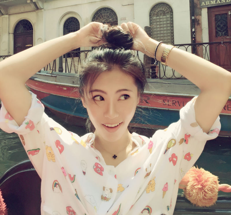 http://www.119127.cn/pics/star/pic/af212d1a634e450cfc058fb9bc928503.jpg