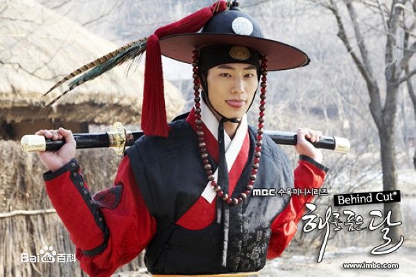 http://www.119127.cn/pics/star/pic/af9a73b477e8f6c12b9271245c18e5db.jpg