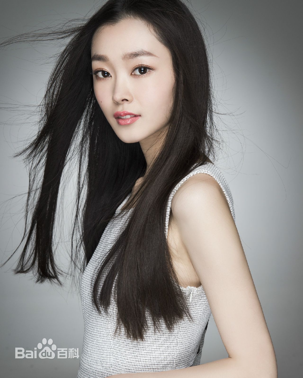 http://www.119127.cn/pics/star/pic/b0d6d47063bebca350456209cf6914c0.jpg