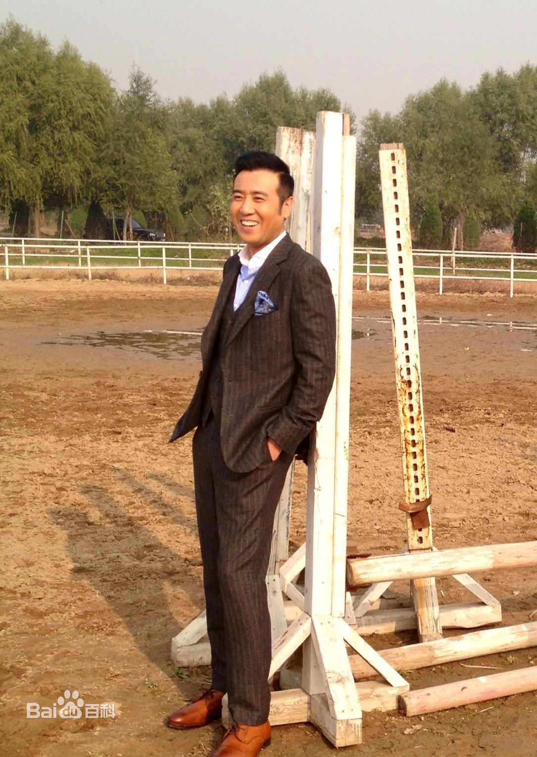 http://www.119127.cn/pics/star/pic/b1c42e0f716dd44fa51ccc09b3662aac.jpg