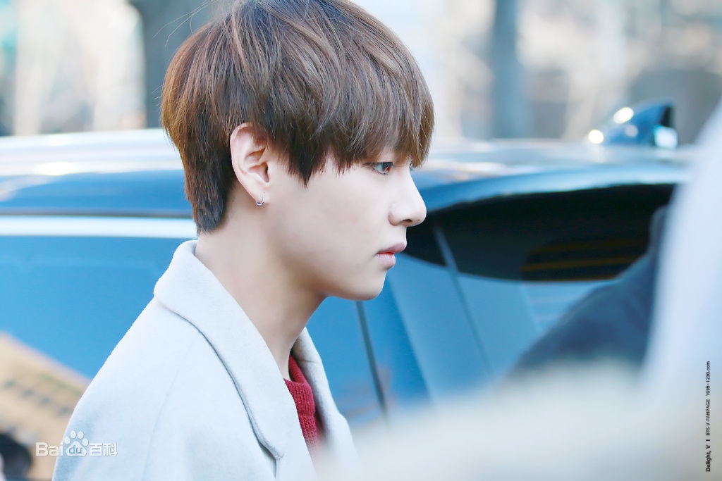 http://www.119127.cn/pics/star/pic/b3331e361f823465c609eafdb2b8e380.jpg