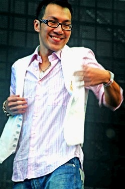 http://www.119127.cn/pics/star/pic/b375cc0fd2c4b0c2e25b22a3cecfb80d.jpg