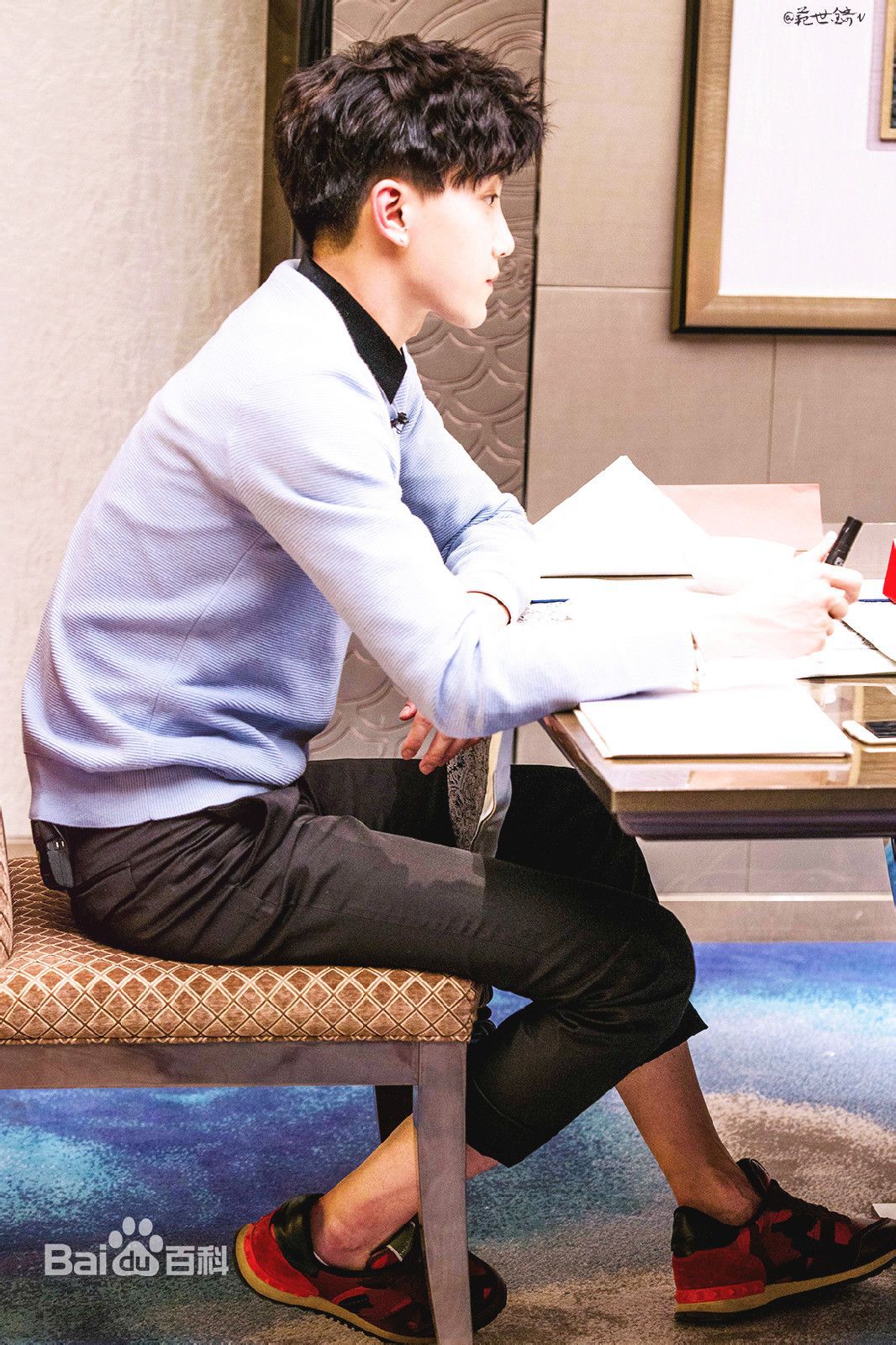 http://www.119127.cn/pics/star/pic/b41dc2ede25c91450eb8a7082f41bbb4.jpg
