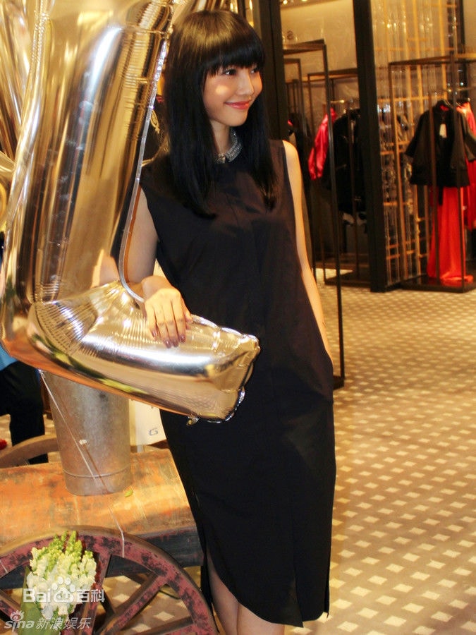 http://www.119127.cn/pics/star/pic/b43fa2f5f642c5f7155e634ade65e75e.jpg