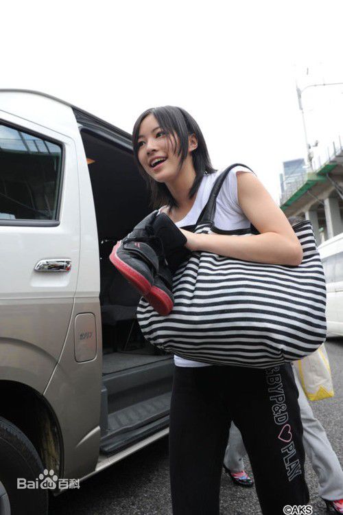 http://www.119127.cn/pics/star/pic/b440625863530d59a13252337a21e8a9.jpg