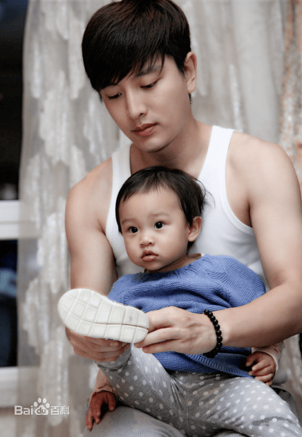 http://www.119127.cn/pics/star/pic/b50dcd5cb3c5923621c744f7ea019a32.jpg