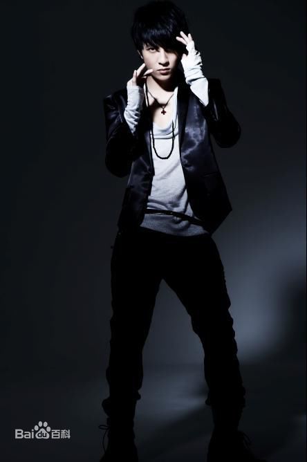 http://www.119127.cn/pics/star/pic/b5c24d981f89dab841cd5c167021b16b.jpg