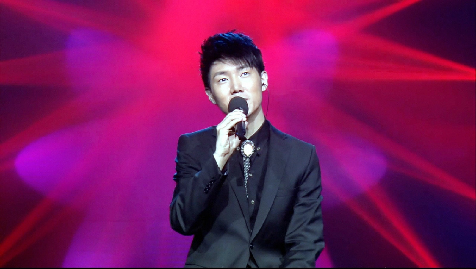 http://www.119127.cn/pics/star/pic/b671558266a27e9d42aaa1df6f4b28d2.jpg