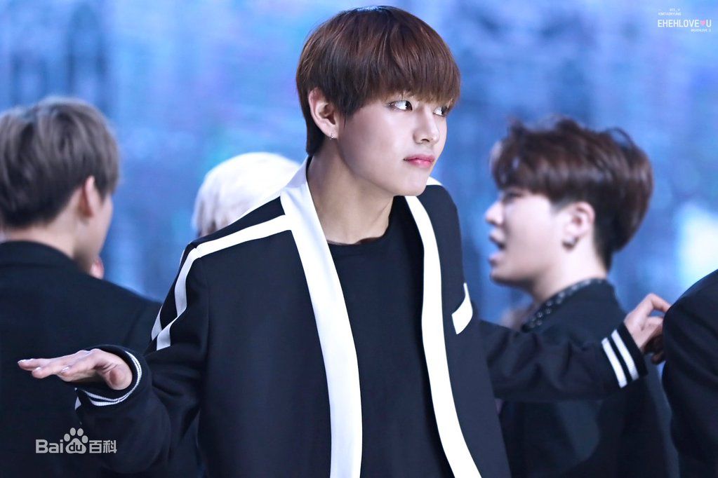 http://www.119127.cn/pics/star/pic/b7789ef886f3fc42f6bf5f8dcbb22b5c.jpg