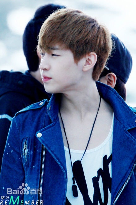 http://www.119127.cn/pics/star/pic/b847d8bb67e278c216a1b0c8f62d4cf9.jpg