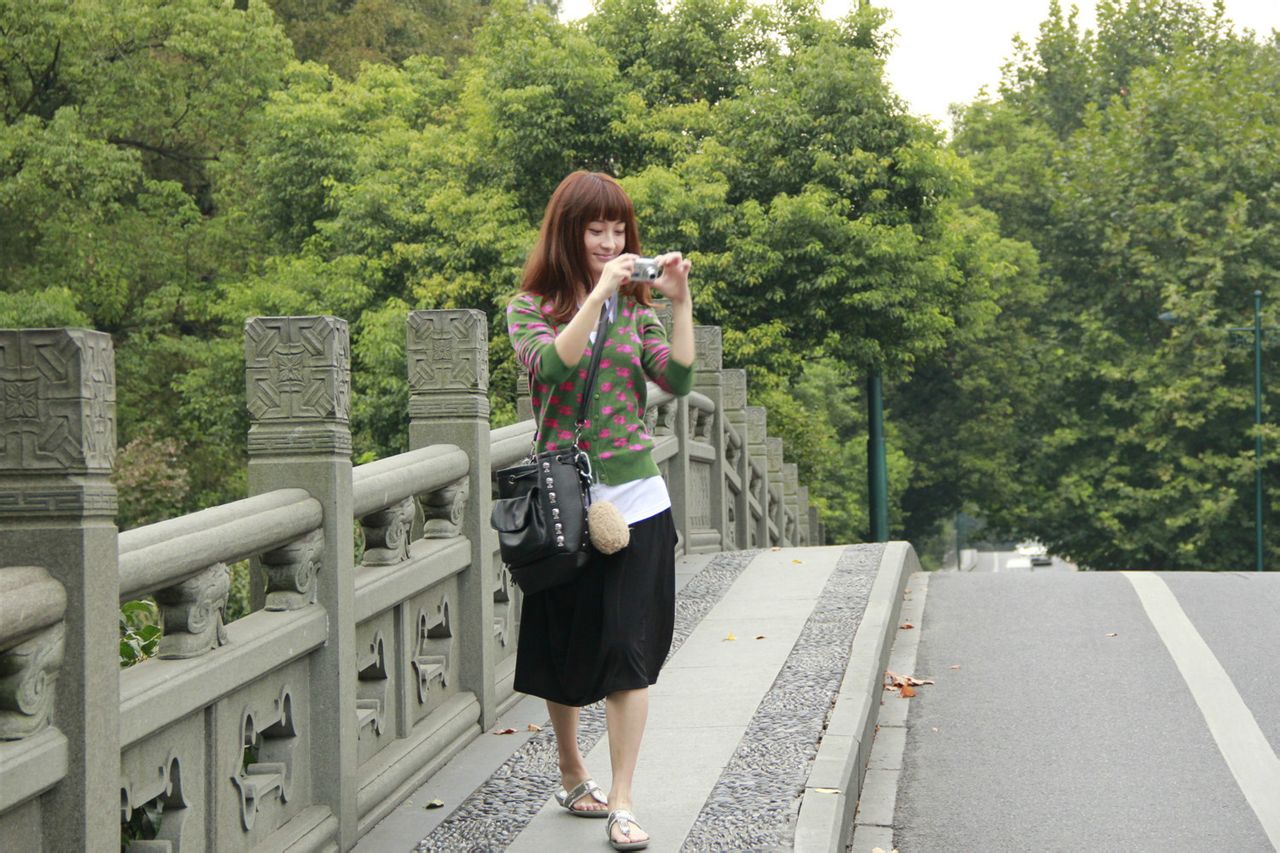 http://www.119127.cn/pics/star/pic/b9708db5aed05aa62d0490ba5a74ca3c.jpg