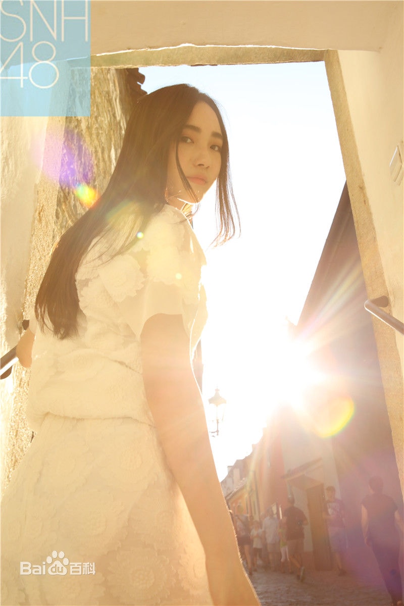 http://www.119127.cn/pics/star/pic/bad4227d01de2e25230968ac1fd71469.jpg