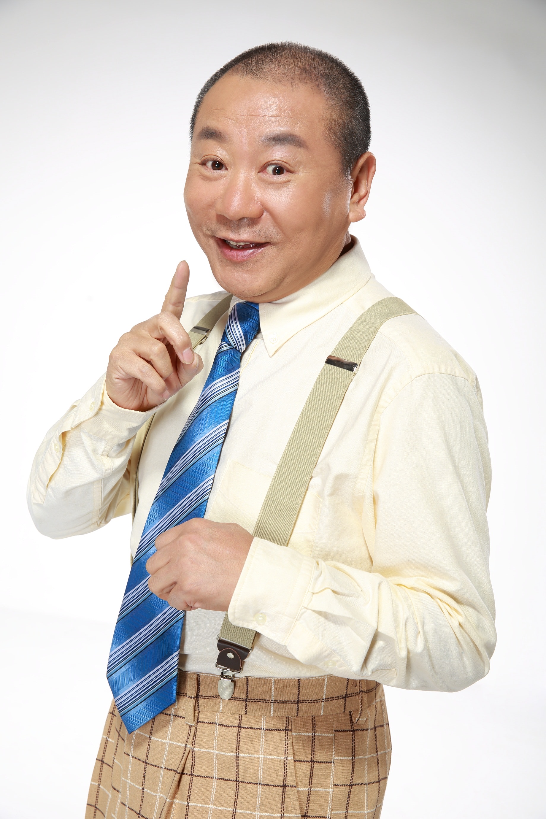 http://www.119127.cn/pics/star/pic/bb1bad4732d49868f91989357e7a141b.jpg