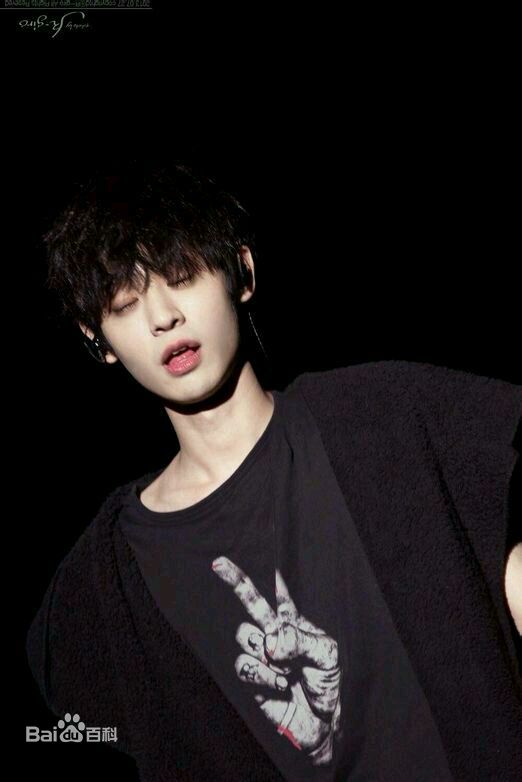 http://www.119127.cn/pics/star/pic/bb2f8cdabb61b3ca21e19d72e9a1bbb6.jpg