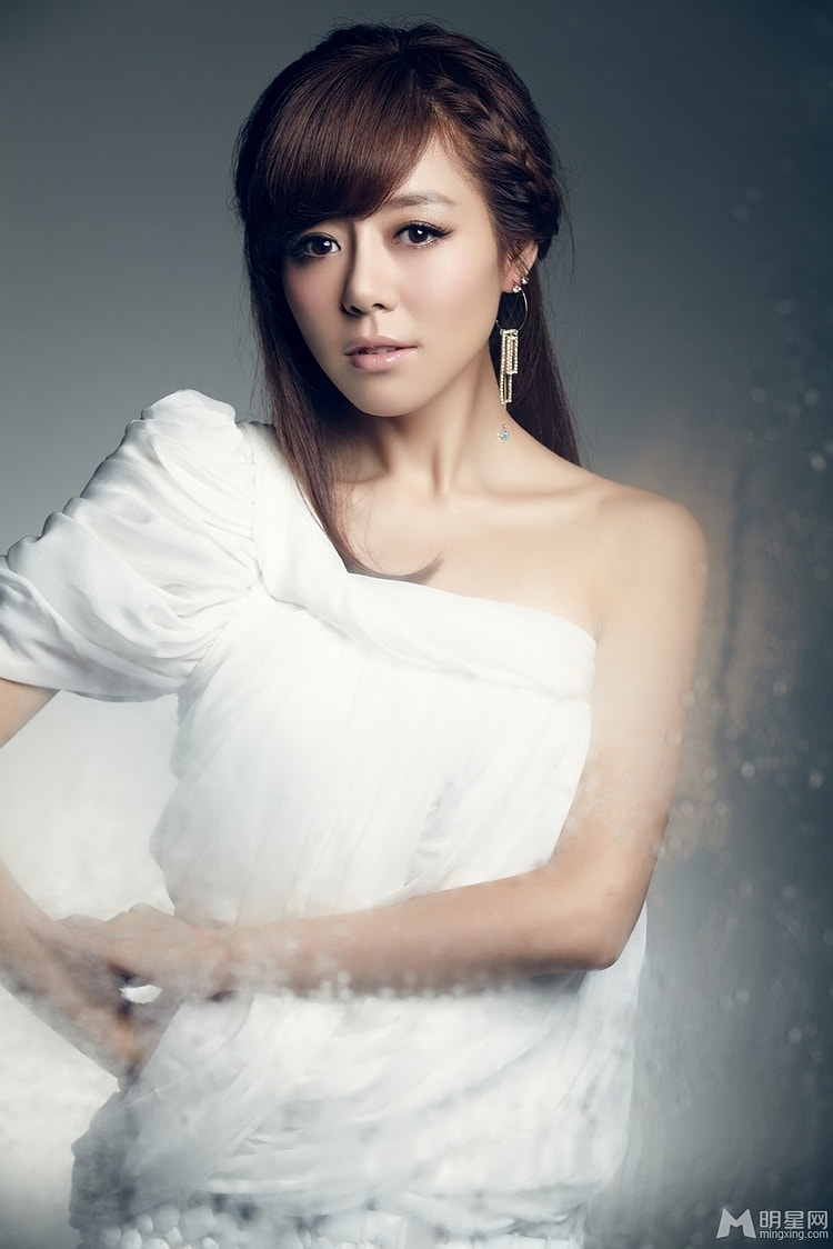 http://www.119127.cn/pics/star/pic/bbbcddebeeec1fa9667634c42b0fa868.jpg