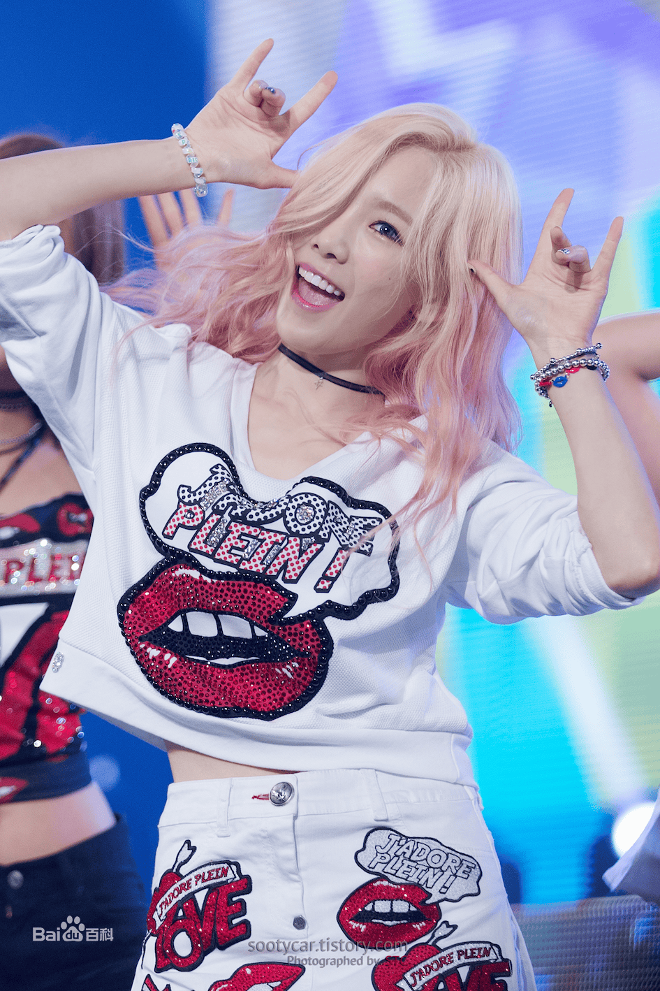 http://www.119127.cn/pics/star/pic/bc1f1d556bd37e766746d616942b76ef.jpg