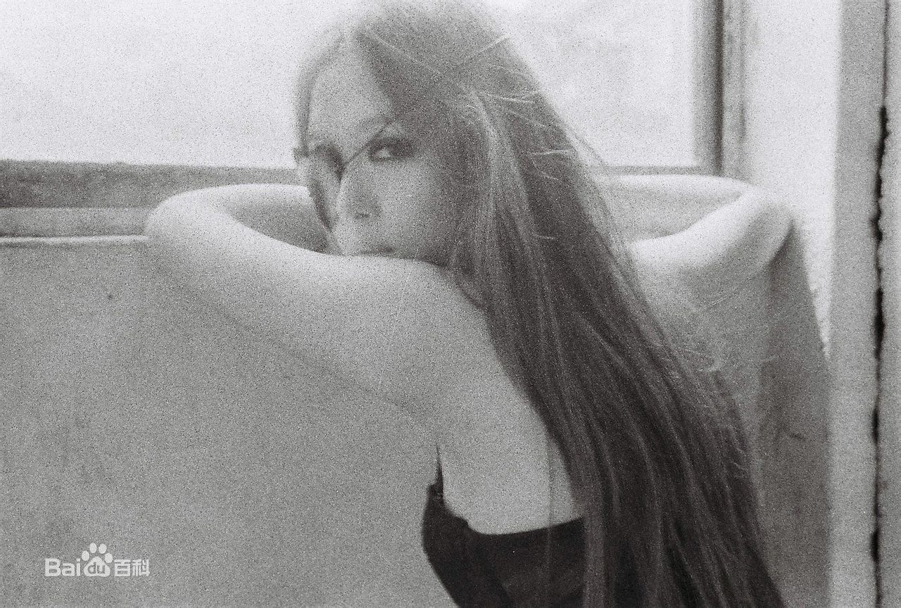 http://www.119127.cn/pics/star/pic/bc45d1394403633efec2eae8a2544d48.jpg