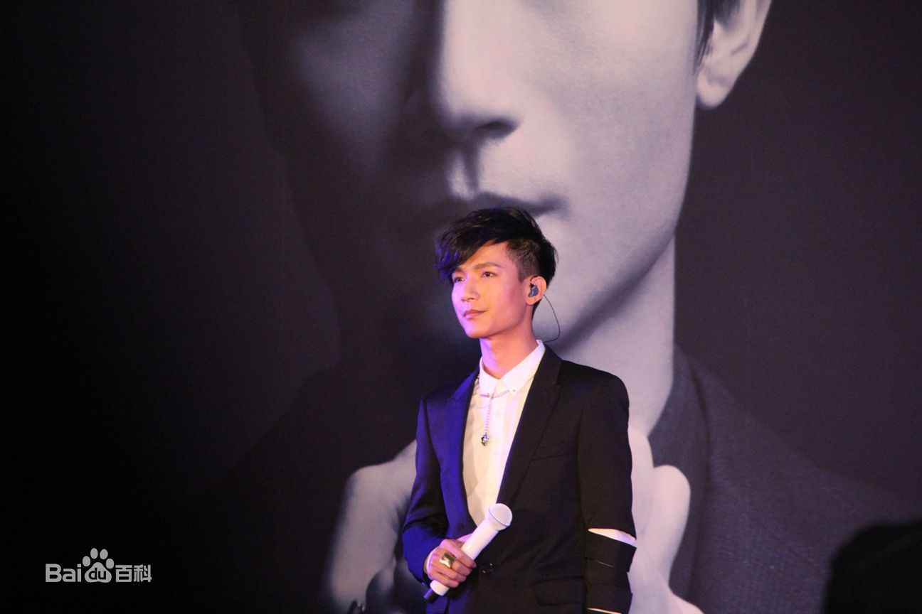 http://www.119127.cn/pics/star/pic/bdb98ca401a278b618b02d3ea9e39e9d.jpg