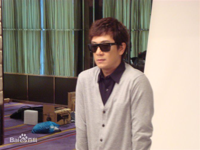 http://www.119127.cn/pics/star/pic/be28fcb8cd5cde363b58739379bd3a61.jpg