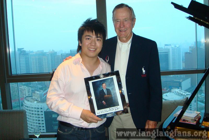 http://www.119127.cn/pics/star/pic/be7a2b92856b5ecc34b11e28a0c2971c.jpg